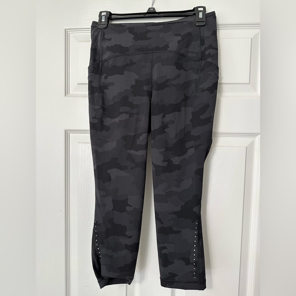 Lululemon Swift Speed Crop NWT